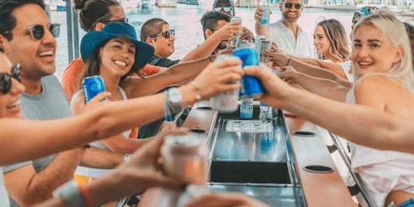 fiesta en barco ny 70